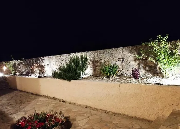 Апартаменты Lia's Two *