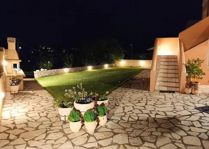 Lia's Two * Mantouki