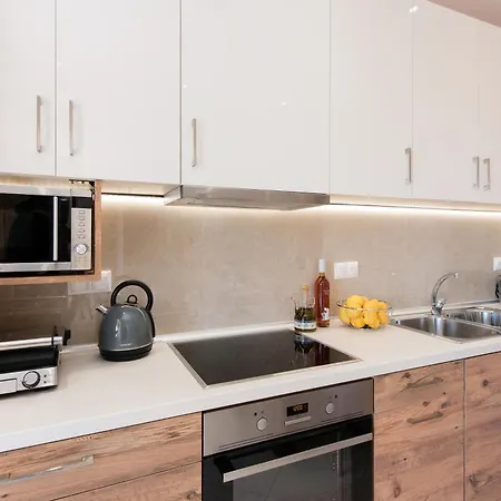 Lia's Two * Mantouki