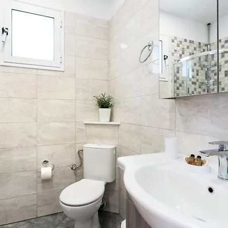 Lia's Two 公寓 Mantouki